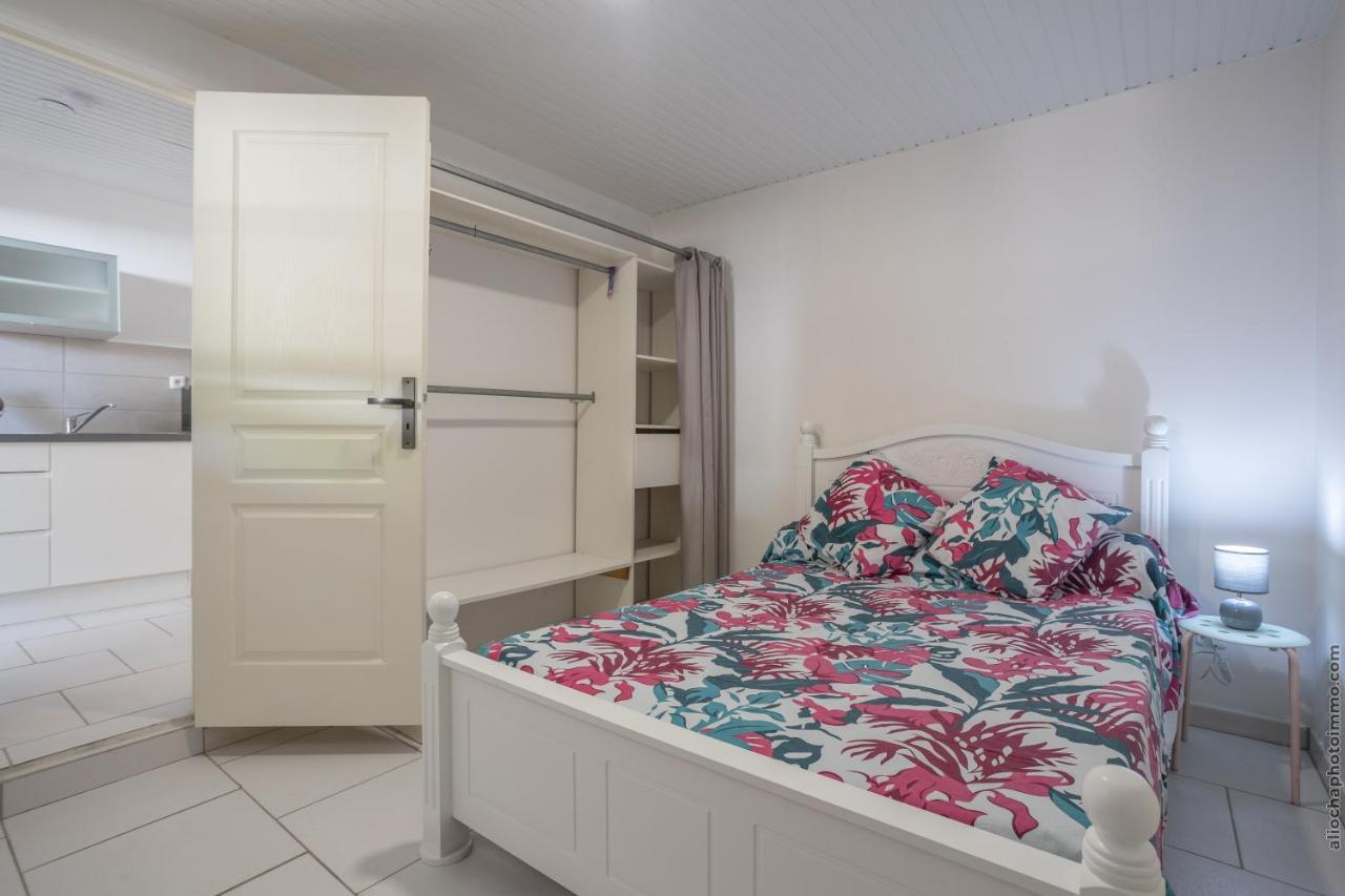 Appartamento Heliconia - Appt Avec Piscine Partagee Saint-Pierre Esterno foto